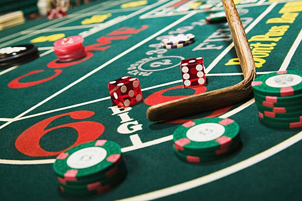 Mobile app showing live Microgaming slot gameplay Mobile app showing live Microgaming slot gameplay